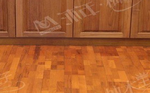 柚木家具.jpg 柚木家具.jpg